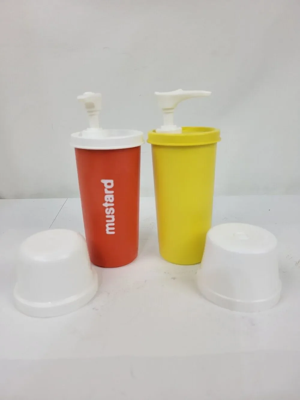 Tupperware Mustard & Catsup Ketchup Dispensers Pump w/lids 1329, 870, 871, 1603